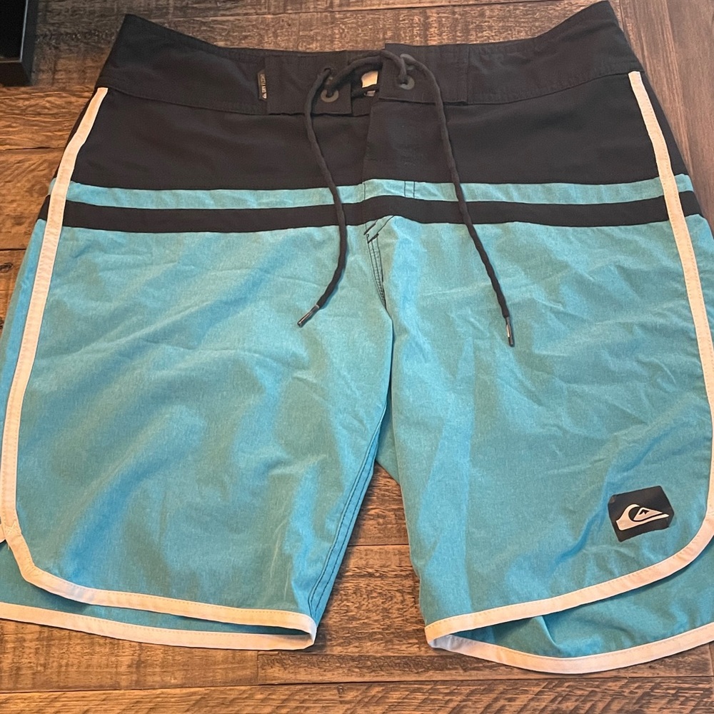 Quicksilver Dry Fit Board Shorts